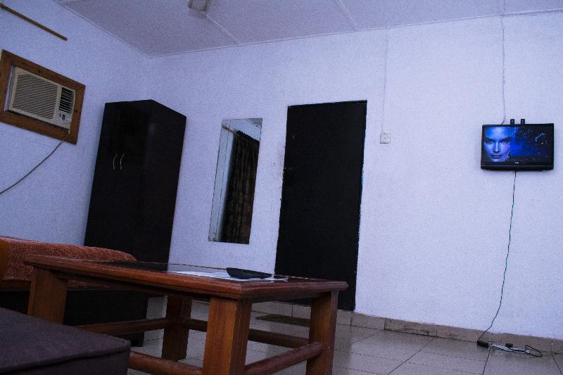 Day By Day Hotel Lagos Esterno foto