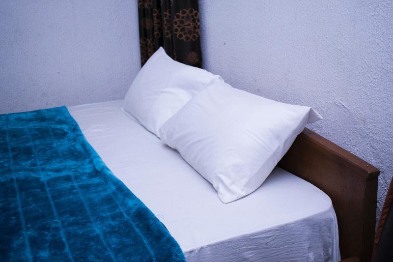 Day By Day Hotel Lagos Esterno foto